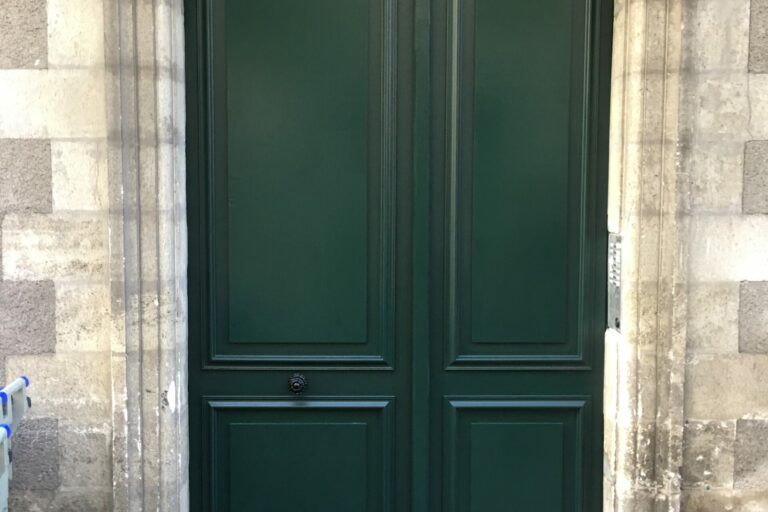 Remplacement d'entrée porte à Nantes